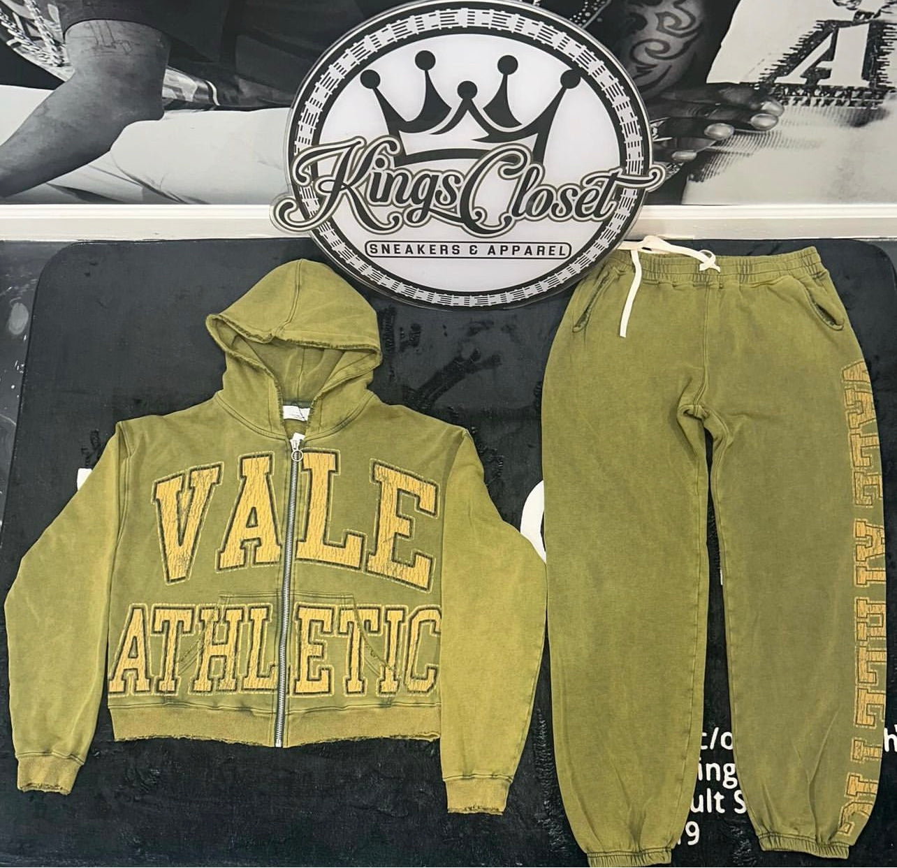 VALE FOREVER GREEN ATHLETICA ZIP UP HOODIE SWEATSUIT